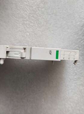 施耐德开关辅助器lEC/N60947一5一1，GB14048-议价；