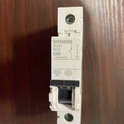 西门子 5SJ61 小型断路器1P20A 现货图 保证正-议价；