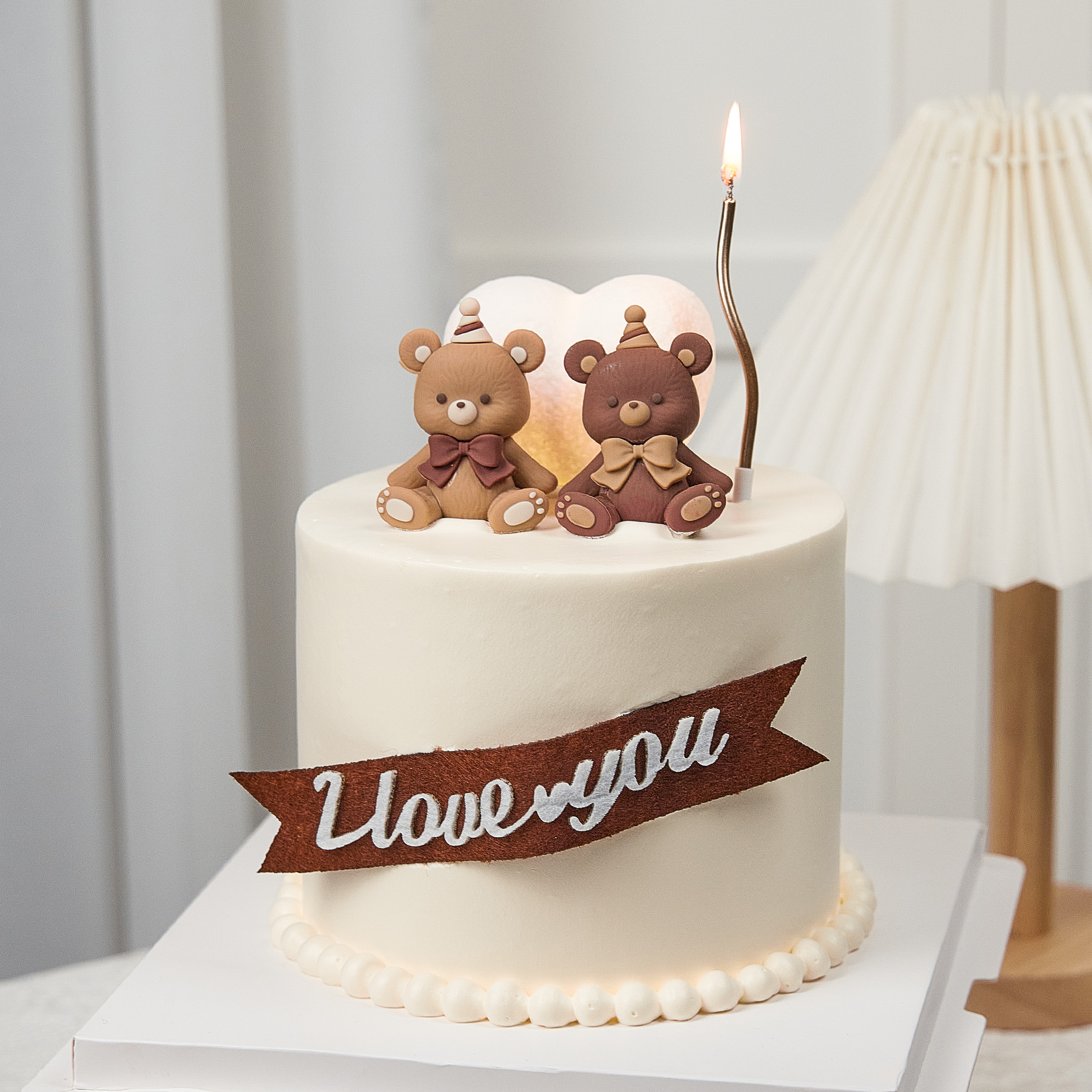 蝴蝶结小熊蛋糕装饰发光爱心灯