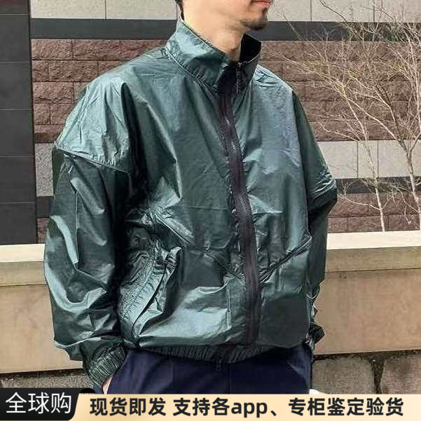日本代购Neutralworks金属感亮面珠光防水立领轻薄夹克外套冲锋衣