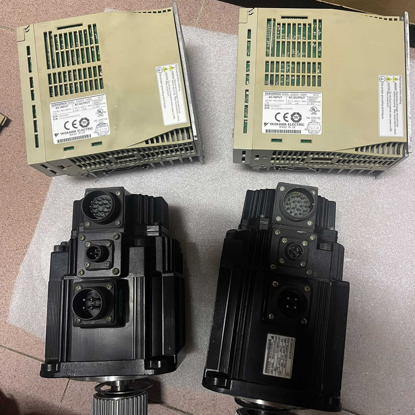 安川木工机械高压400VSGDM-15DN