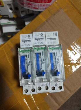 AcceInet 驱动器ADP-180-18成色如图漂亮