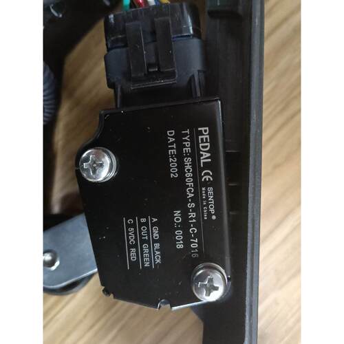 德国劳易测Leuze 电感式接近开关 IS 218MM/4NO-8N0