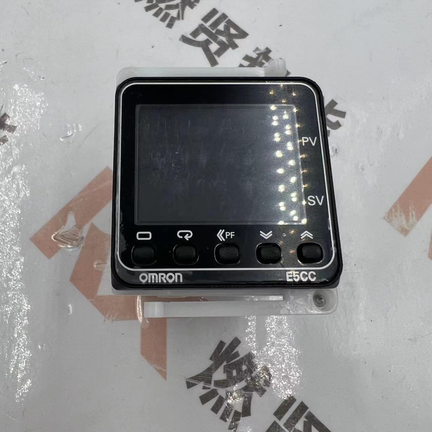 E5CC-RX2ASM-800液晶显示温控表现货200个E5CC-CX2ASM-800