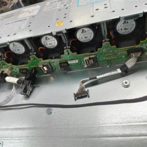 HP DL560p Gen8 服务器 5盘位 25寸SAS 硬盘背板 664930-001