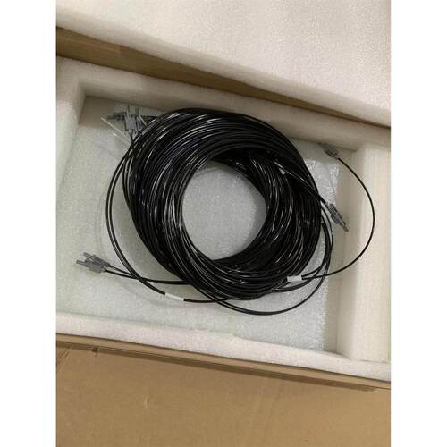 PLC配件IO板 FX5U-80MT/ES 9新以上原