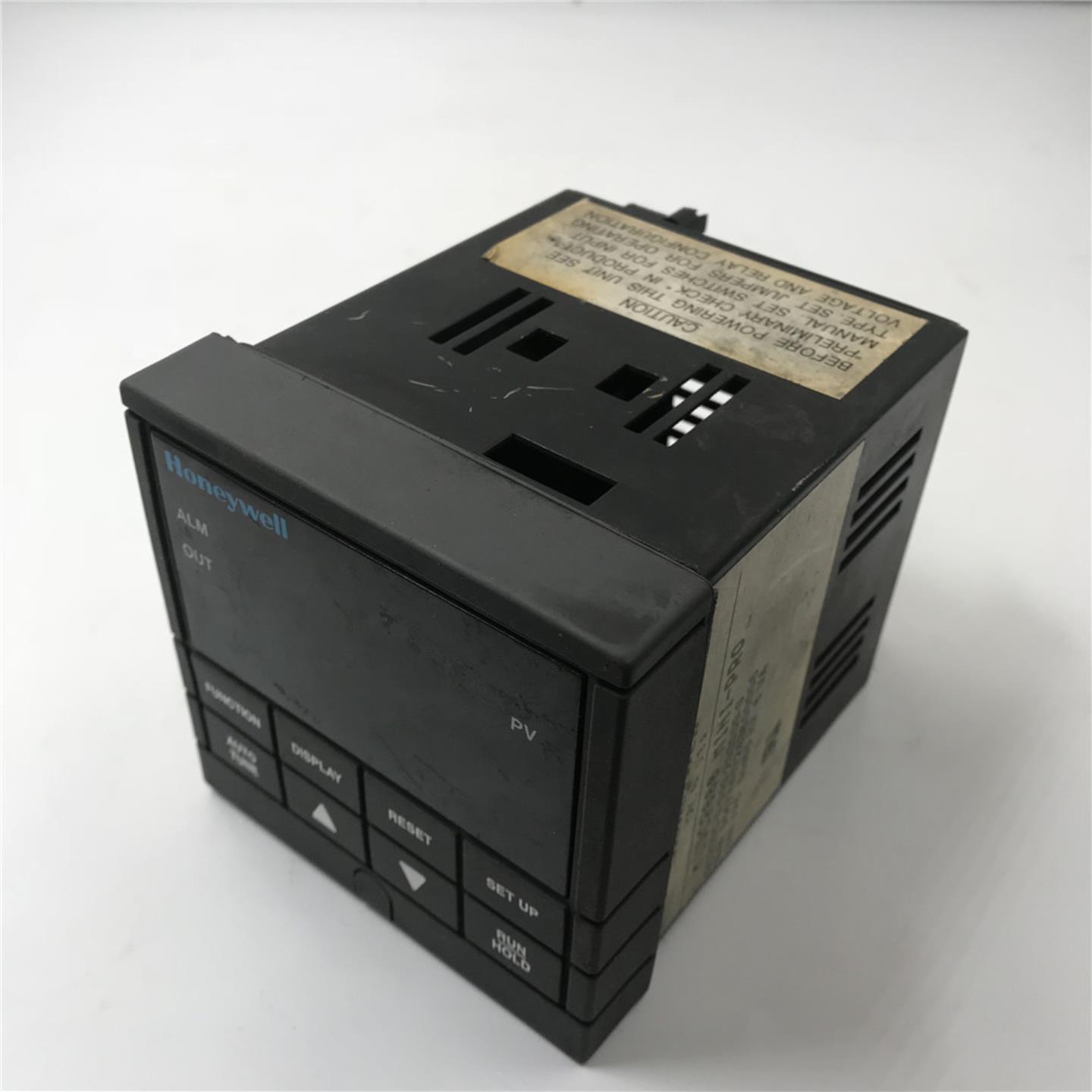 Honeywell温度控制器 UDC2000 MINI-PR0 实拍