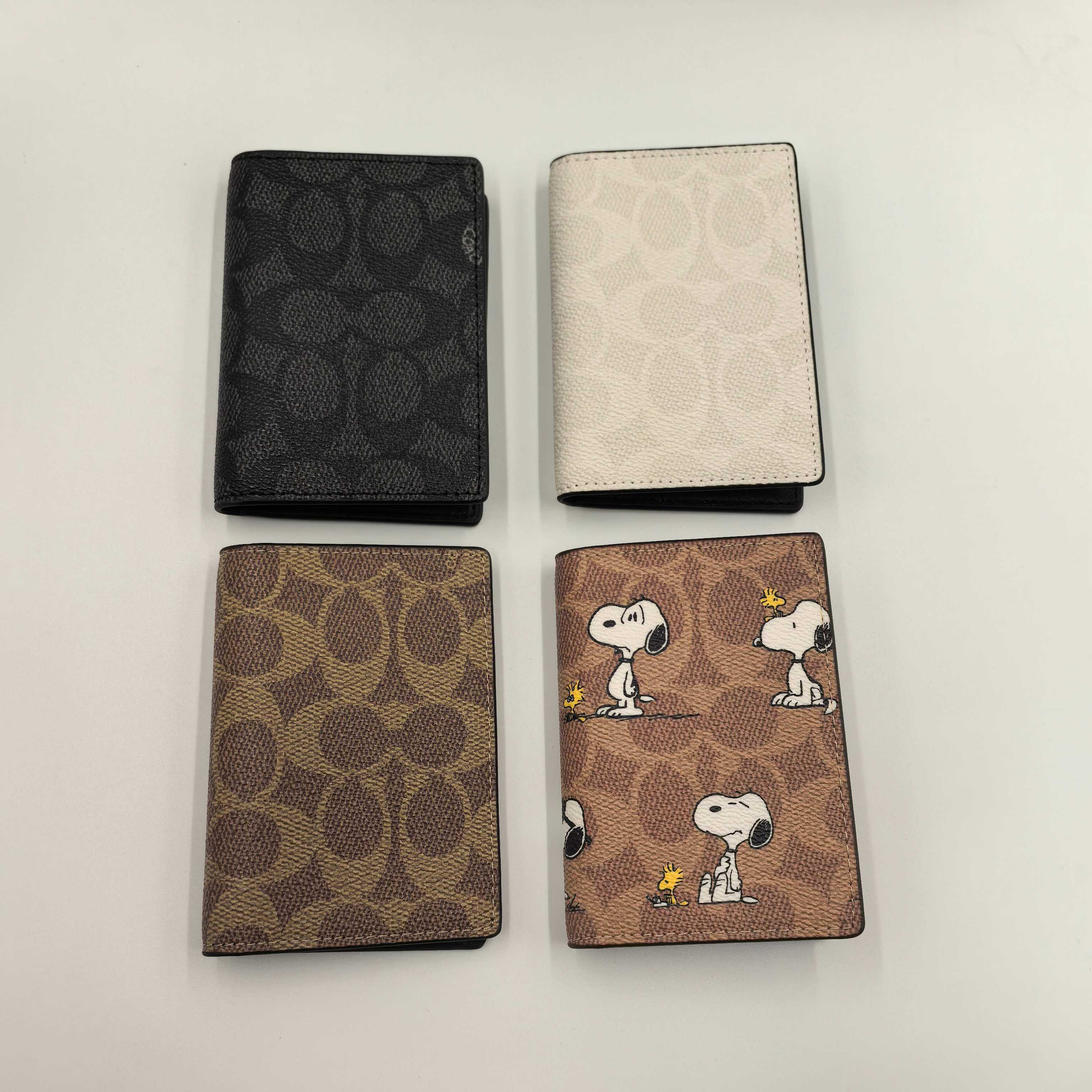 跨境 Co家同款 PEANUTS 联名款卡通印花两折对折卡包,箱包皮具/热销女包/男包,钱包,淘宝优惠券,粉丝福利购,淘宝优惠卷