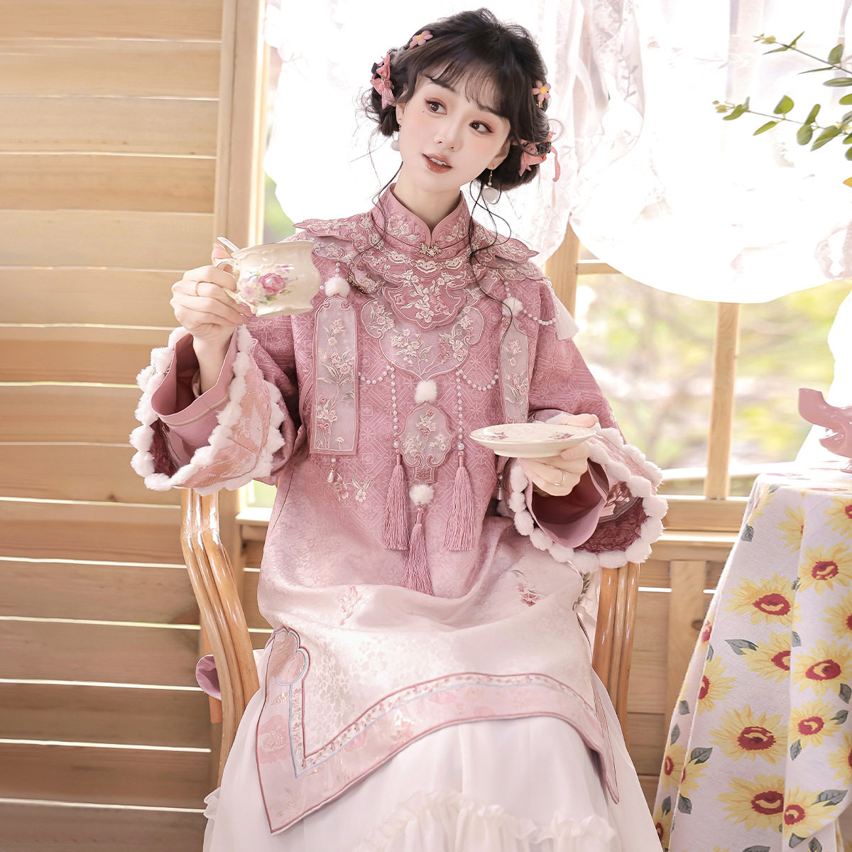 倚梦阁原创桃雾汉服女中国风汉元素新中式云肩旗袍半裙套装9481