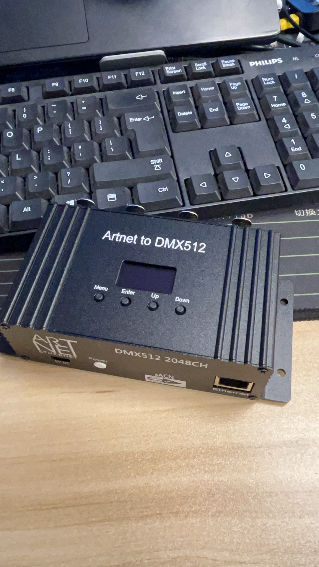 DMX512转Artnet转换器 4口universe 网络扩展器 2048个通道液晶屏