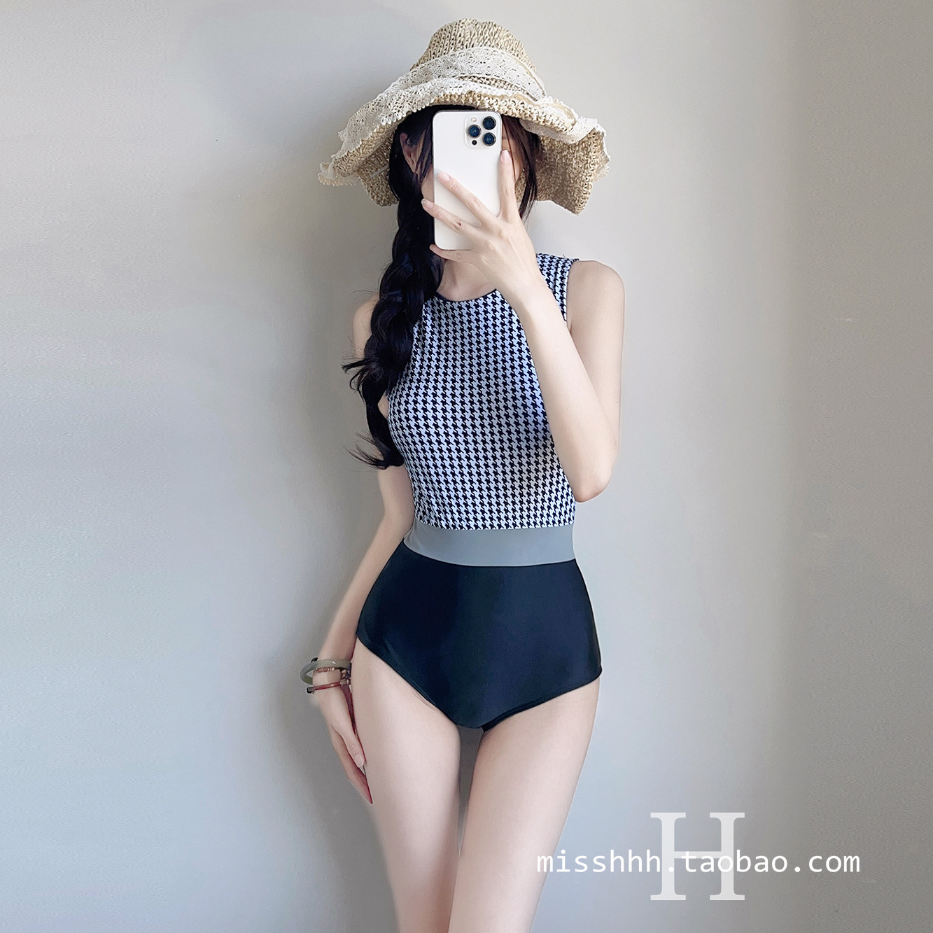 连体泳衣女复古性感大牌美背小胸保守遮肚显瘦高级感温泉度假泳装