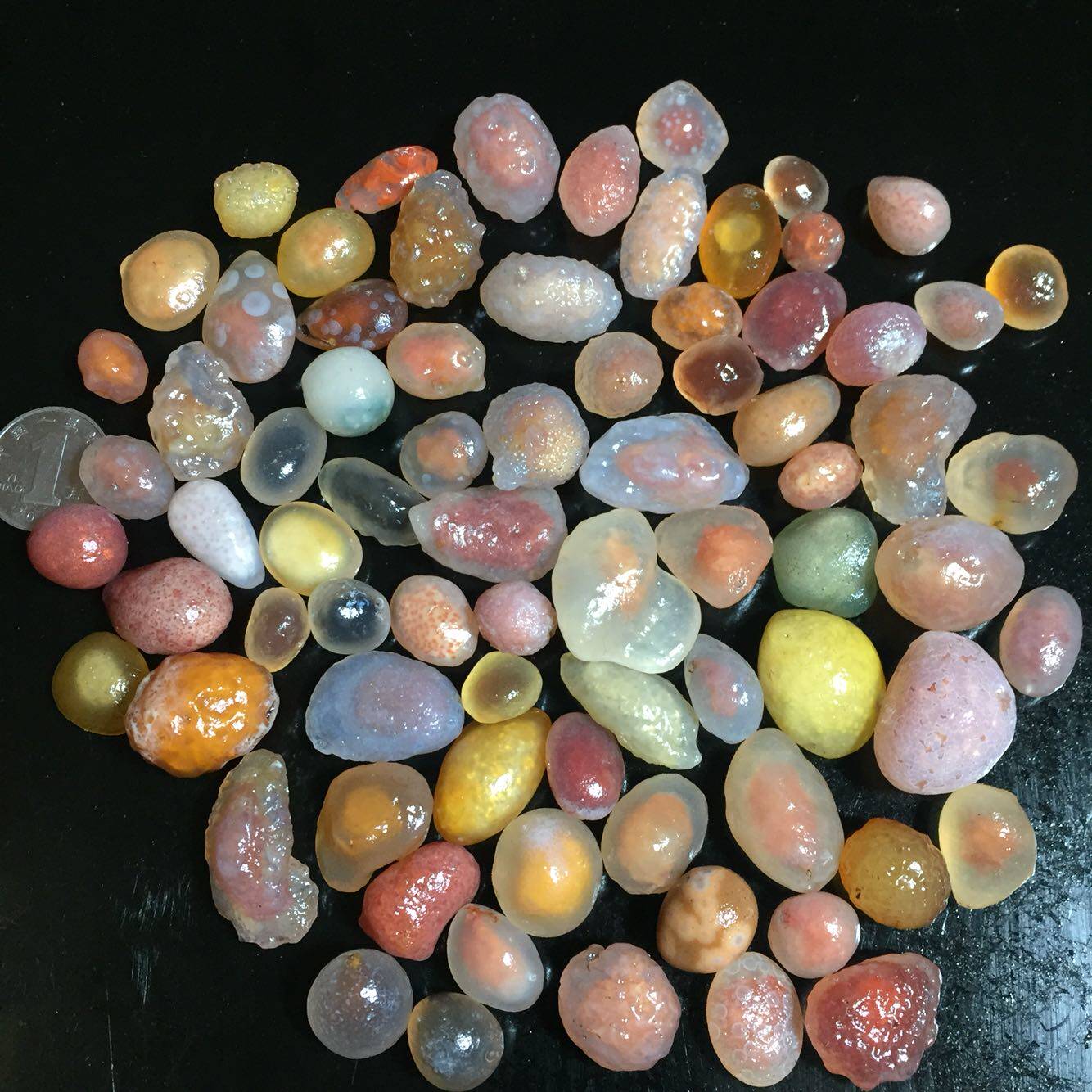 阿拉善天然原石 彩珠 彩糖心 珠宝奇石