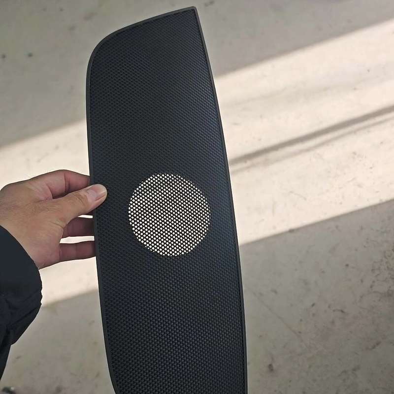 秦pro仪表台中置喇叭罩,送人,10元包邮申通,全新件--议价商品