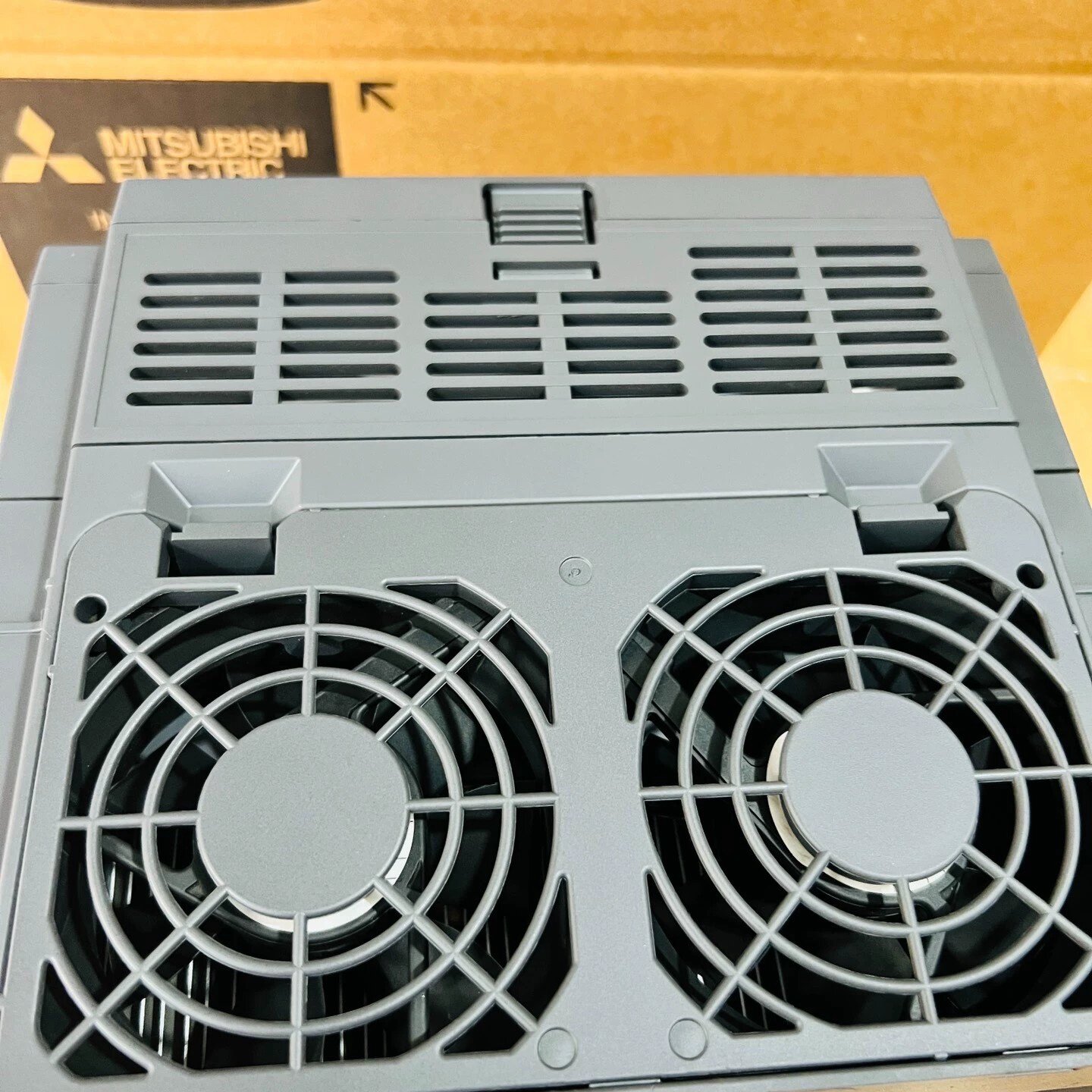 议价--三菱E700系列变频器FR-E740-15K-CHT,全新原