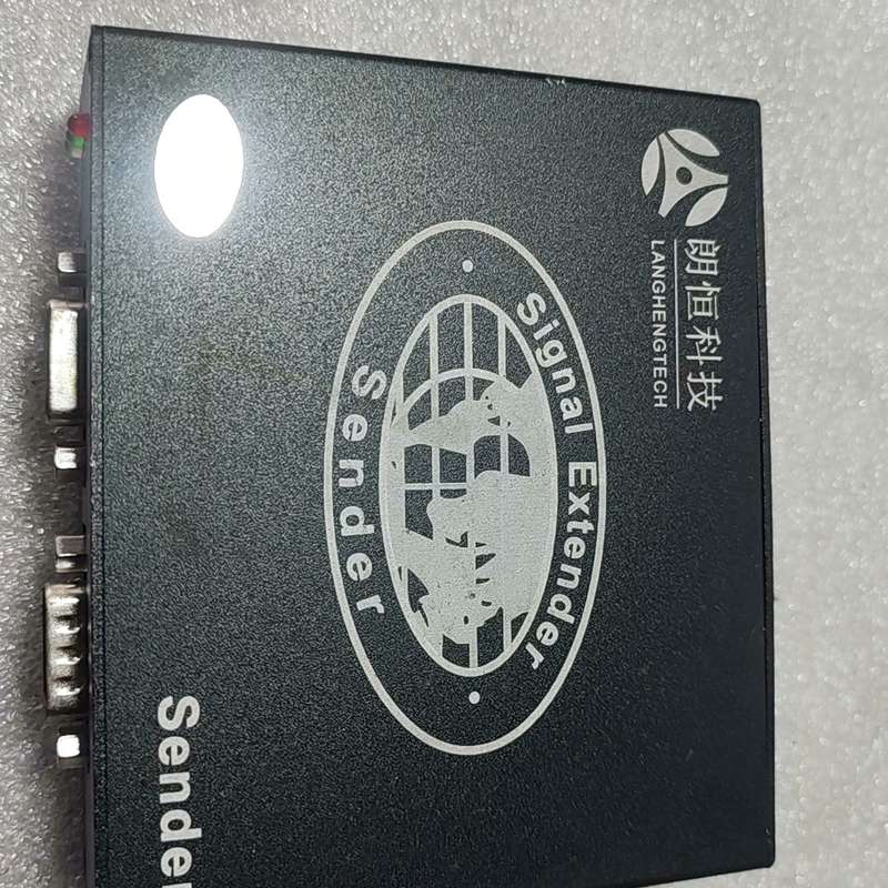 KVM延长器朗恒UKVM-100HDU， 外观实物拍摄， 成--议价商品