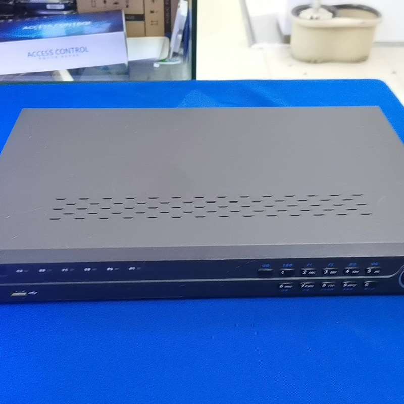 海康威视7808HW-SH模拟录像机--议价商品