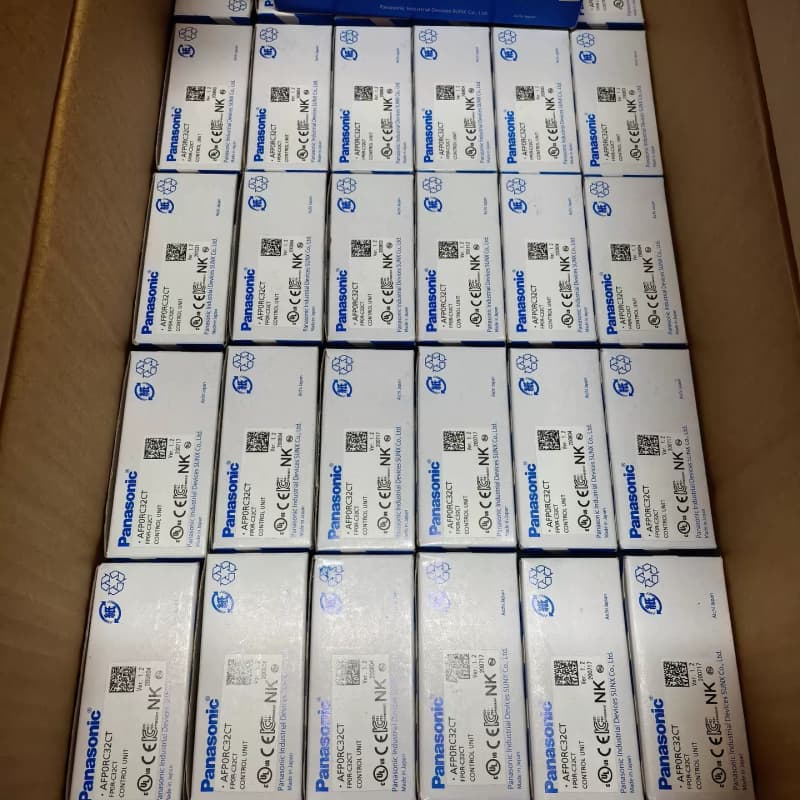 松下PLC FP0R-C32CT AFP0RC32CT 全新--议价商品