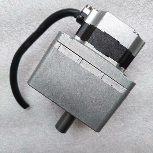 拆机东方电机BLM460S-GFV2 0-240V GFV4--议价商品