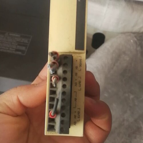 施耐德模块，TM2AVO2HT一块/TWDNOZ485T两块--议价商品