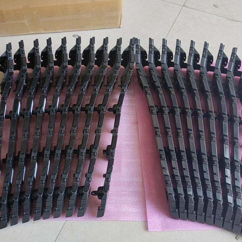 阿特兹后杠支架,全新原厂的--议价商品