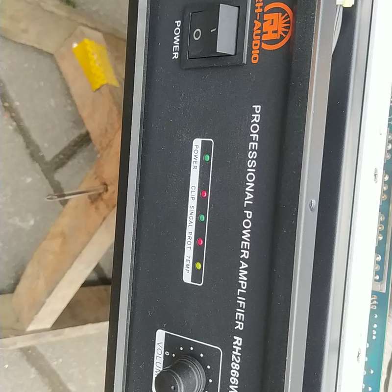 美国瑞皇RH-AUDIO功放RH2866W一台--议价商品