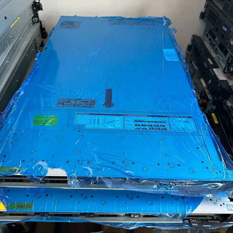 戴尔R640 2.5寸8盘位的。高端1U静音服务器。单散热器--议价商品