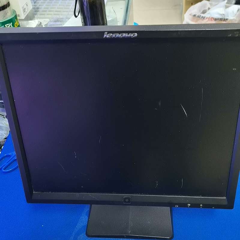 联想ThinkVision显示器，17寸，黑色经典款。--议价商品