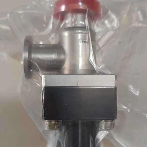 MKS 真空角阀 99N0690,原装进口,成色如图,痛快不--议价商品