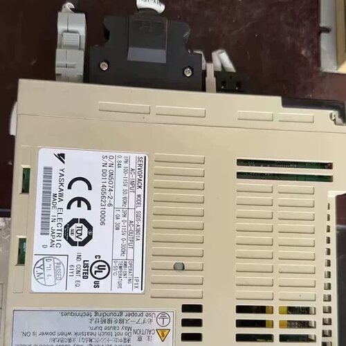 二手安川伺服驱动 SGDS-A3B01A 8.5成新价格议--议价商品