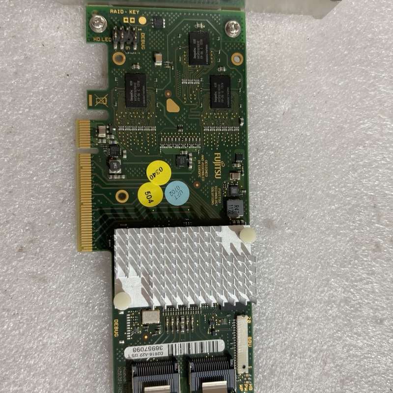 富士通LSI 9261-8i阵列卡 D2616-A22--议价商品