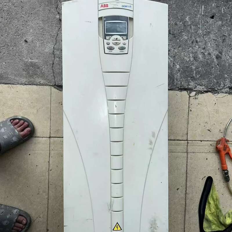 ABB变频器90kw(ACS510-01-180A-4)二手--议价商品