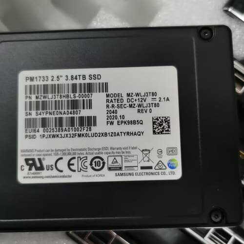 三星PM1733 3.84TB企业级U.2 NVMe SSD--议价商品