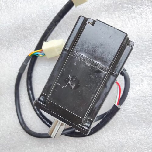拆机安川伺服电机SGM-02A3FJ12 200V 200W--议价商品