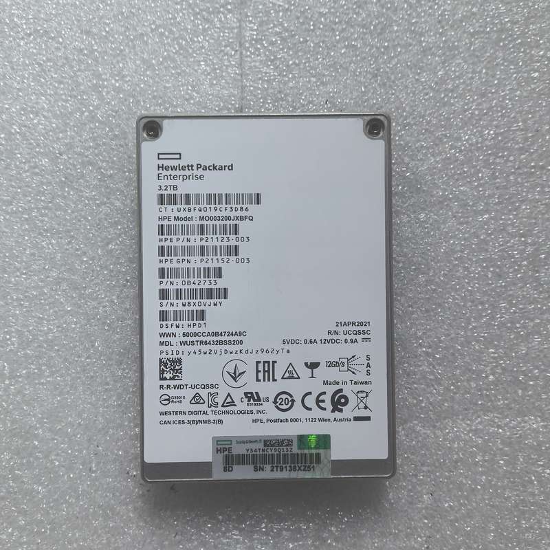 HPE/惠普 3,2T 12G SAS 2.5固态硬盘P21--议价商品