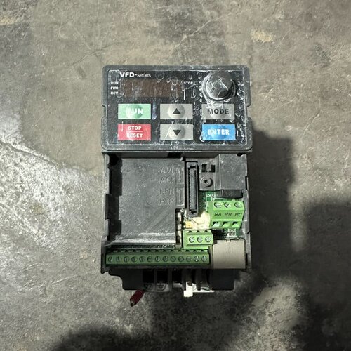 台达变频器，型号VFD007E43A，0.75kw，380---议价商品