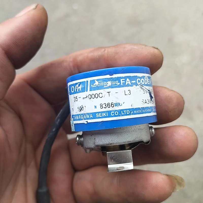 多摩川编码器1000线35-1000C/T-L3--议价商品