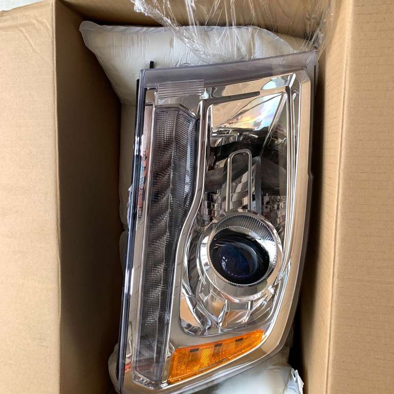 道奇公羊皮卡RAM大灯总成,左右大灯全新配件--议价商品