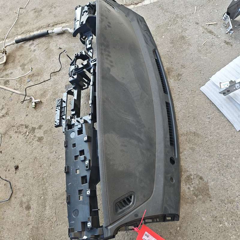 辰D60 PLUS仪表台工作台，原装拆车件，成色如图，整体--议价商品