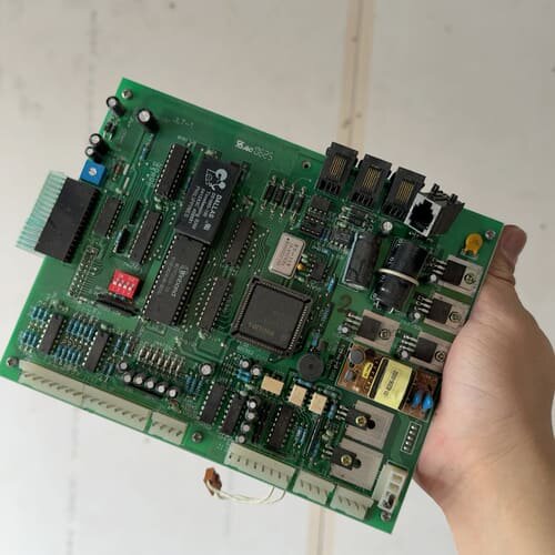 拆机佳力图CANATAL精密空调控制器主板，M52型号。适合--议价商品