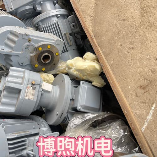 4kw西门子电机，原装无维修，装机没怎么用。功能正常，成色还--