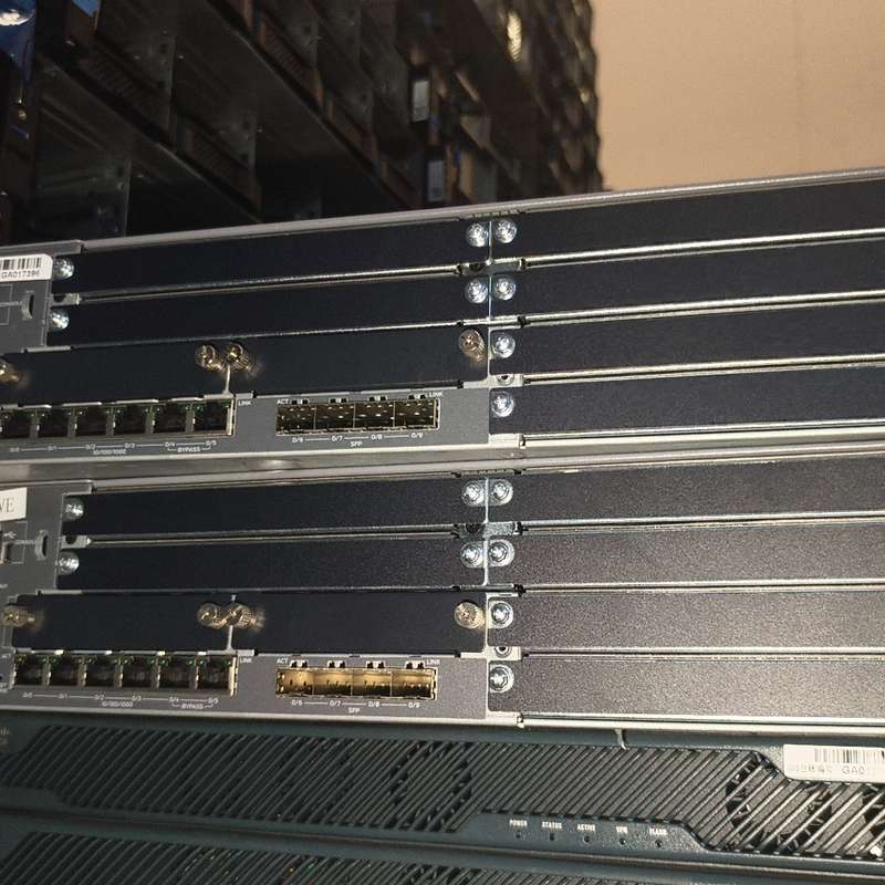 Juniper SRX550防火墙，单电源，6个千兆电口+4--议价商品