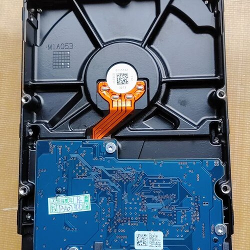 东芝DT01ACA100 1TB 硬盘--议价商品