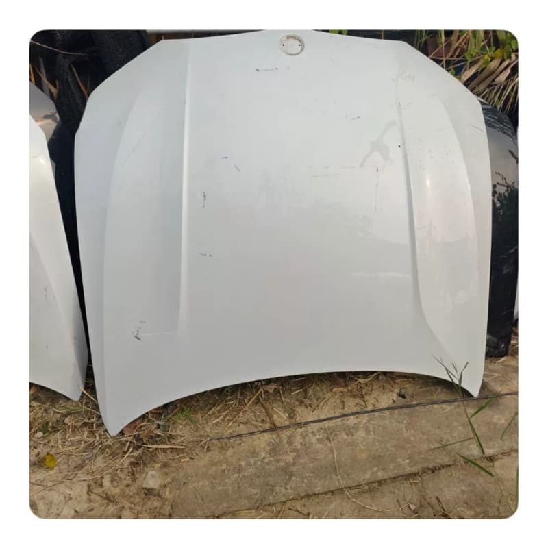 宝马3系G28机盖,原装拆车件,白色。适用于325i/330--议价商品