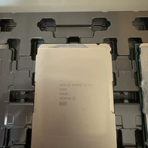 Intel 至强四代 4410Y--议价商品