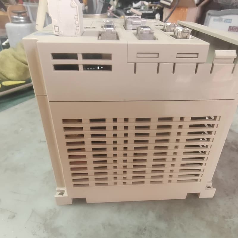 安川MP2300+217IF-01+SVB-01功能正常，外--议价商品