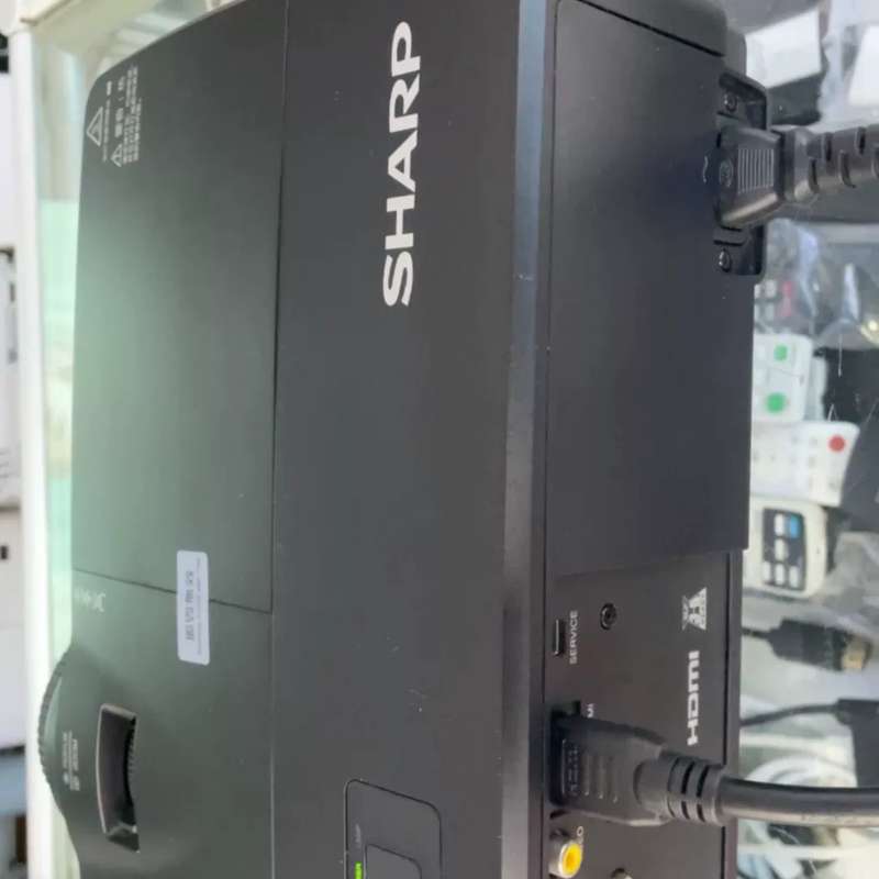 夏普XG-C10XA投影机,九新以上;整机使用218小时;效--议价商品
