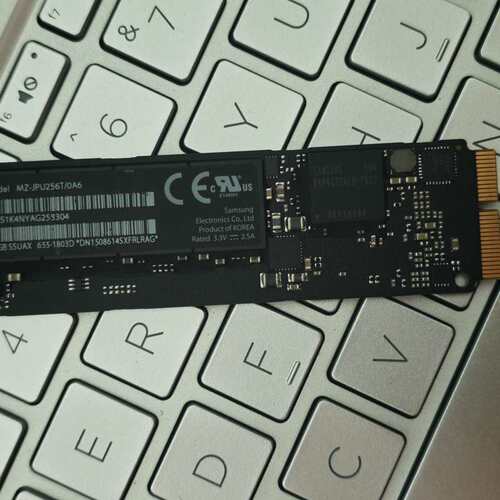 三星MZ-JPU256T/0A6 256GB M.2 NVM--议价商品