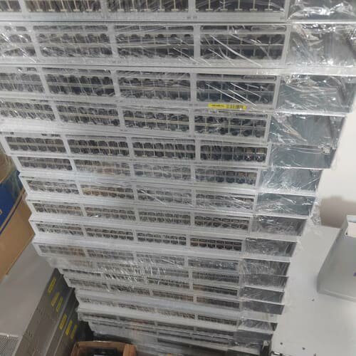 C9300-48H-E/A原装二手到几台,单电,测试完好,成--议价商品