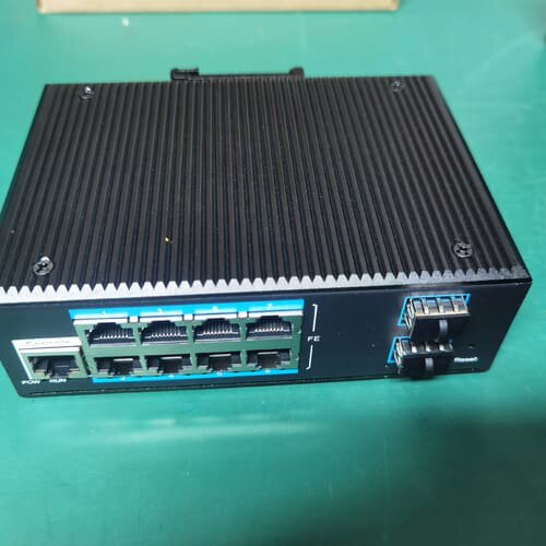 #网络交换机 工业级2光24电管理型交换机，2个千兆光口，--议价