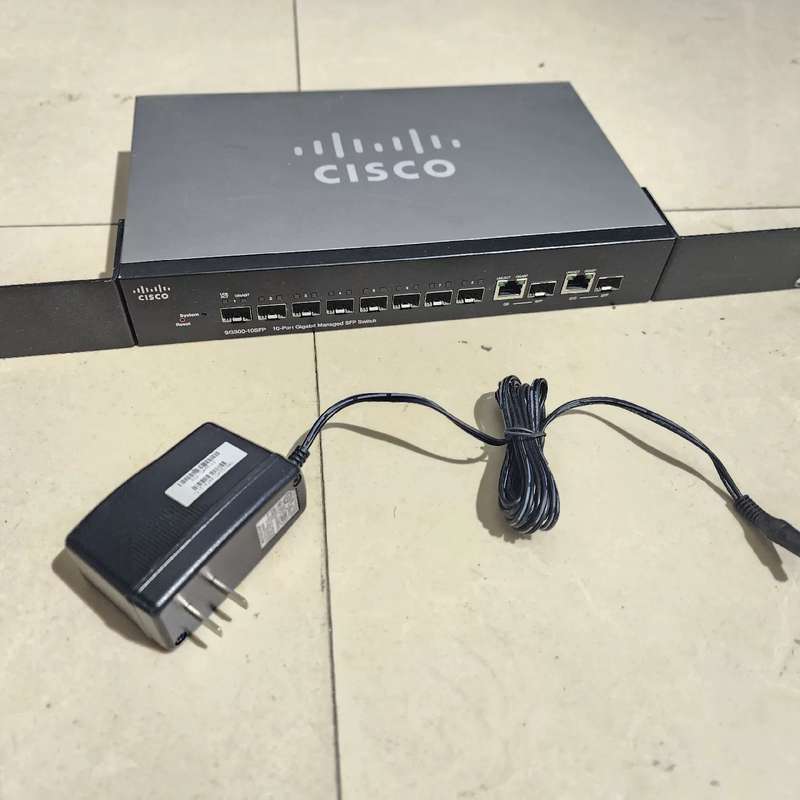 cisco思科SG300-10SFP全千兆光口桌面型交换机--议价商品